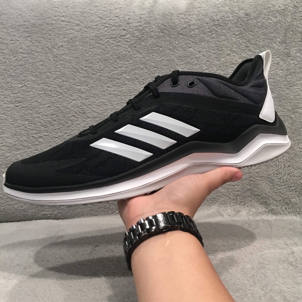 Adidas speed trainer 4 men’s size 11.5 néw shoes